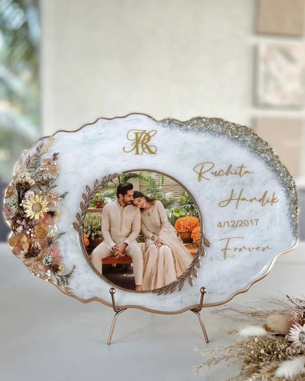 Resin Photo Frame - Unique Shape
