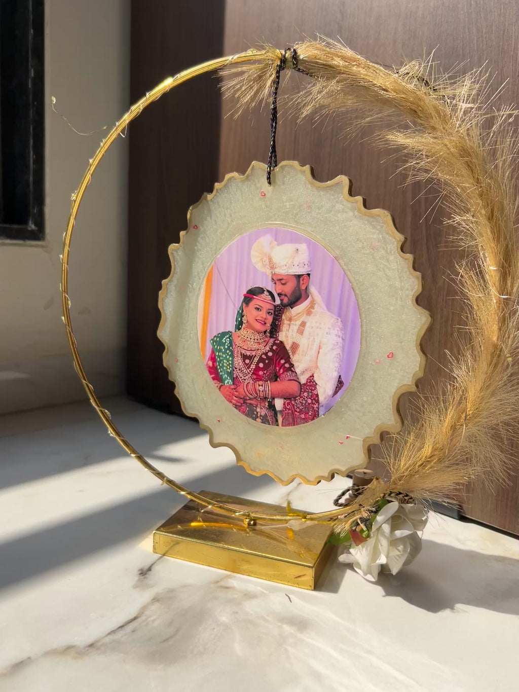 Double Side Hanging Resin Frame